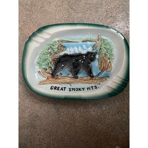 Great smoky mountains, vintage ashtray, 10 x 7 blackbear by waterfall in perfect